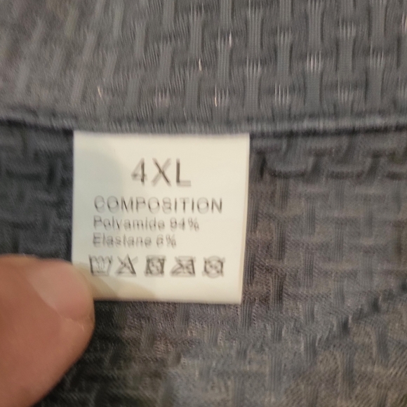 BUNDLE OF 2 LT WT KNIT MEN'S SZ 4X SHORT SLEEVED SHIRTS - Picture 3 of 4